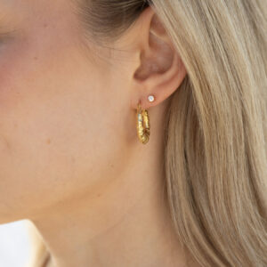 9ct Yellow Gold 3mm cubic zirconia cz round rubover stud earrings 2