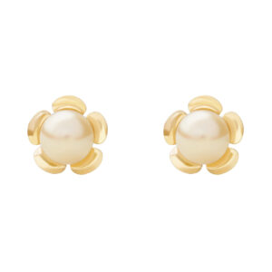 five petal pearl stud earrings in 9ct yellow gold front view
