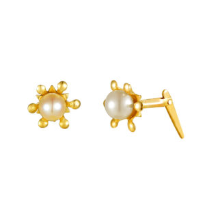 gold sunray pearl studs in 9ct Yellow Gold with one front view and one side view