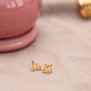 9ct gold minimalist abstract stud earrings side profile with Andralok hinge