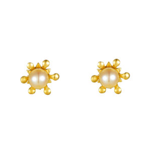 gold sunray pearl studs in 9ct Yellow Gold shown as a front-facing pair