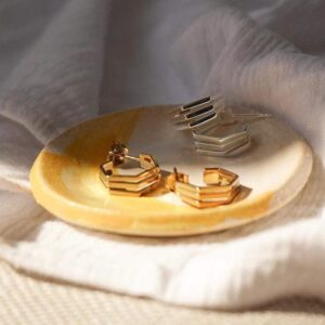 jameela huggie hoop earrings sterling silver earrings daisy london jewellery 28135075479691 1944x 3b2a444a 6e1f 44bd 8cf5 f007f2d06234 1800x1800