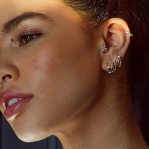 rupi huggie hoop earrings sterling silver earrings daisy london jewellery 28371797409931 1200x1200